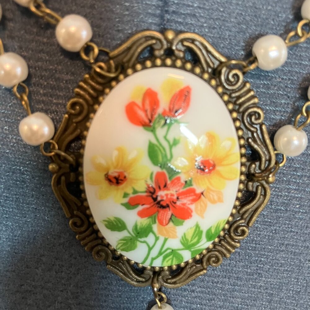 Handcrafted Vintage Floral Glass Cabochon Necklace -19" Long (Upper Necklace) - Picture 4 of 4